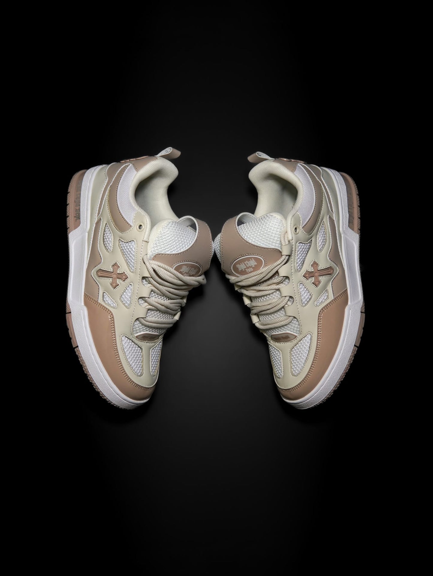 WC SK8 Cream Trainers